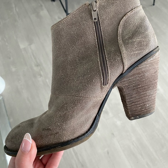 Jessica Simpson Booties - Picture 3 of 5